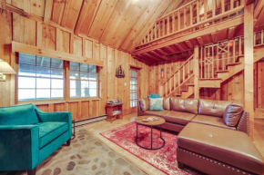 Rustic Maggie Valley Cabin with Mountain Views!